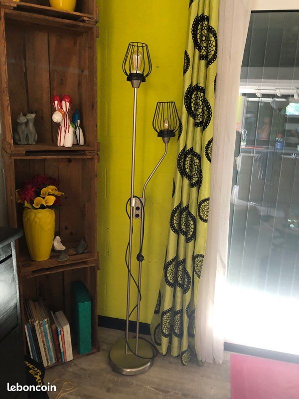 Lampadaire halogène (image 1)