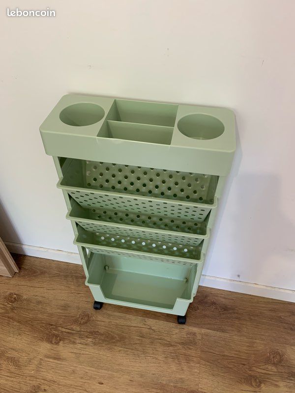 Petit meuble d’appoint (image 1)
