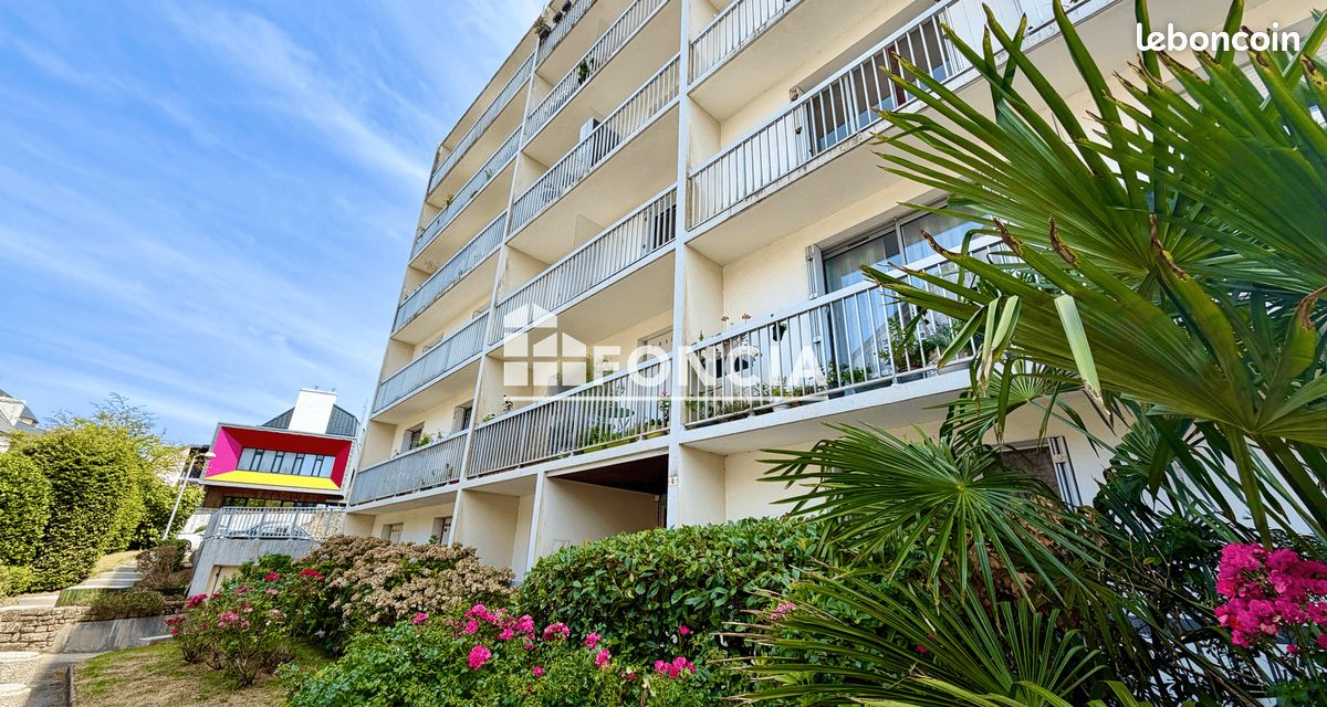 Centre-ville, Appartement T3 de 63 m² avec balcon, cave et parking privatif (image 1)