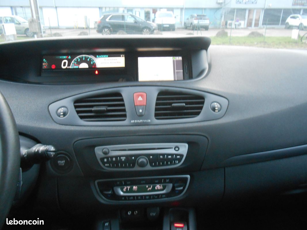 Renault Scenic 3 dci 110 15th Anniversaire (image 6)