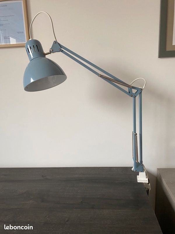 Lampe de bureau (image 1)