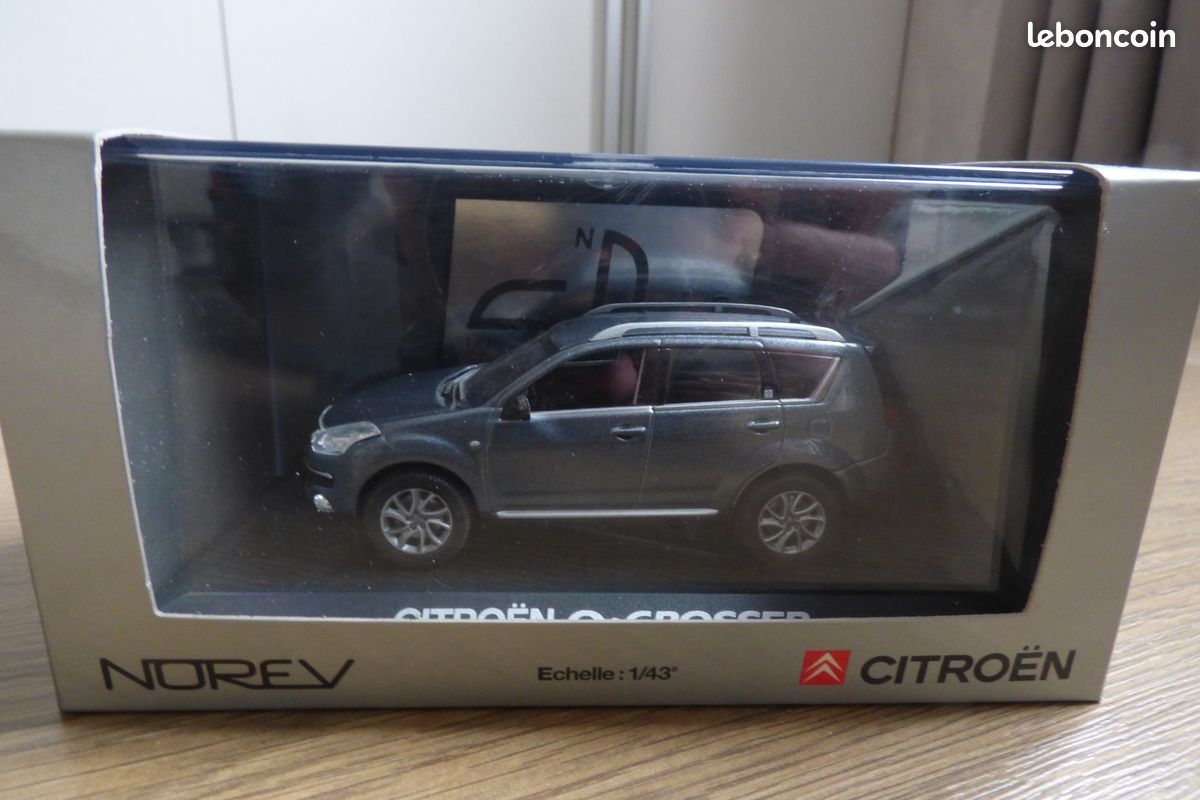 CITROEN C3 AIRCROSS GRISE NOREV Boutique Loisir et Collection