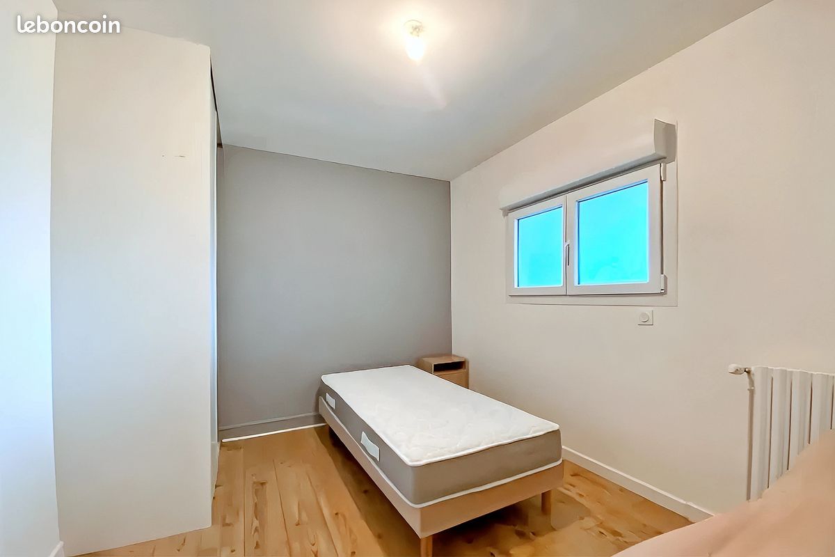 Chambre meublée en colocation - Angers Pasteur (image 2)