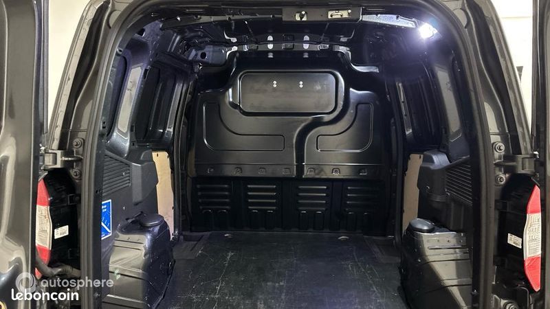 Ford Transit Courier Véhicule utilitaire ou Société 1.5 EcoBlue 100ch Active (image 9)