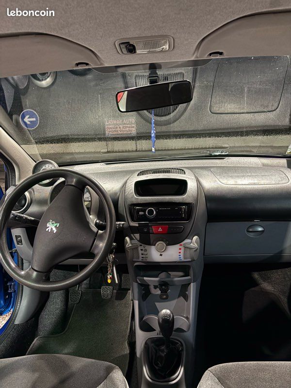 Peugeot 107 (image 3)