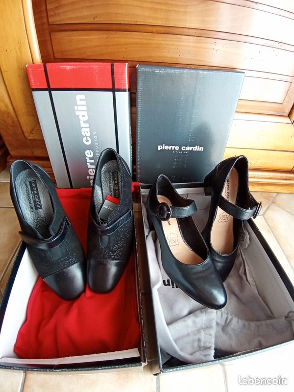 Chaussures Talons Pierre Cardin Vintage - Noir Cuir à Sangle | Sous Embauchoirs Ancien