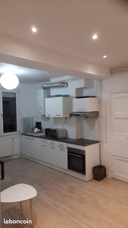Appartement 4 pièces 63 m² · à Saint-Étienne · 63 m² · 600 €