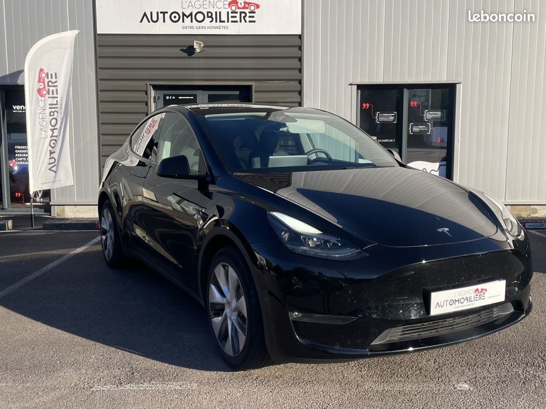 Tesla Model Y 352 GRANDE AUTONOMIE DUAL MOTOR AWD 75 KWH TOIT PANO ...