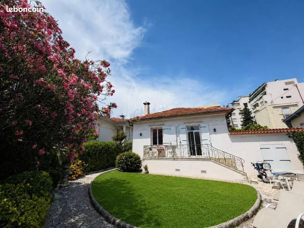 Maison 5 pièces 127 m² · à Cannes · 127 m² · 2 900 €