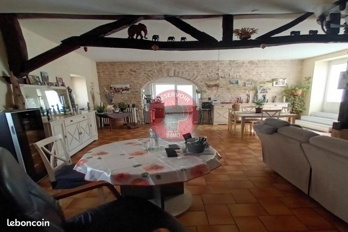 Maison 6 pièces 144 m²