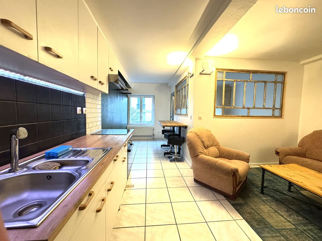 Appartement 3 pièces 52 m² · à Saint-Étienne · 52 m² · 590 €