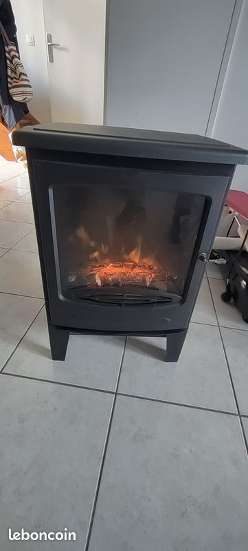 Cheminée électrique (image 1)