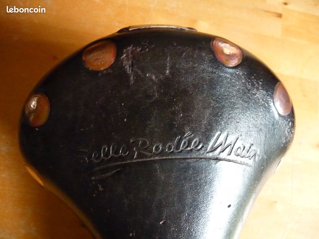 Vintage selle Brooks professionnal rodée main Vintage selle Brooks professionnal rodée main