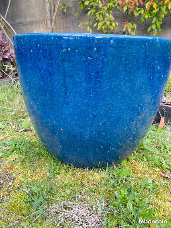 Pot en terre cuite (image 1)