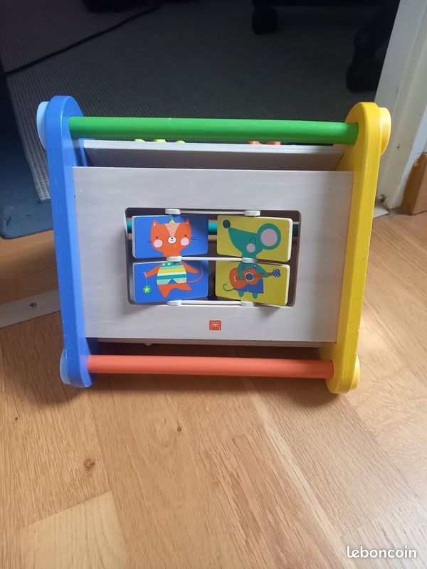 Triangle de jeux 1er age (image 1)