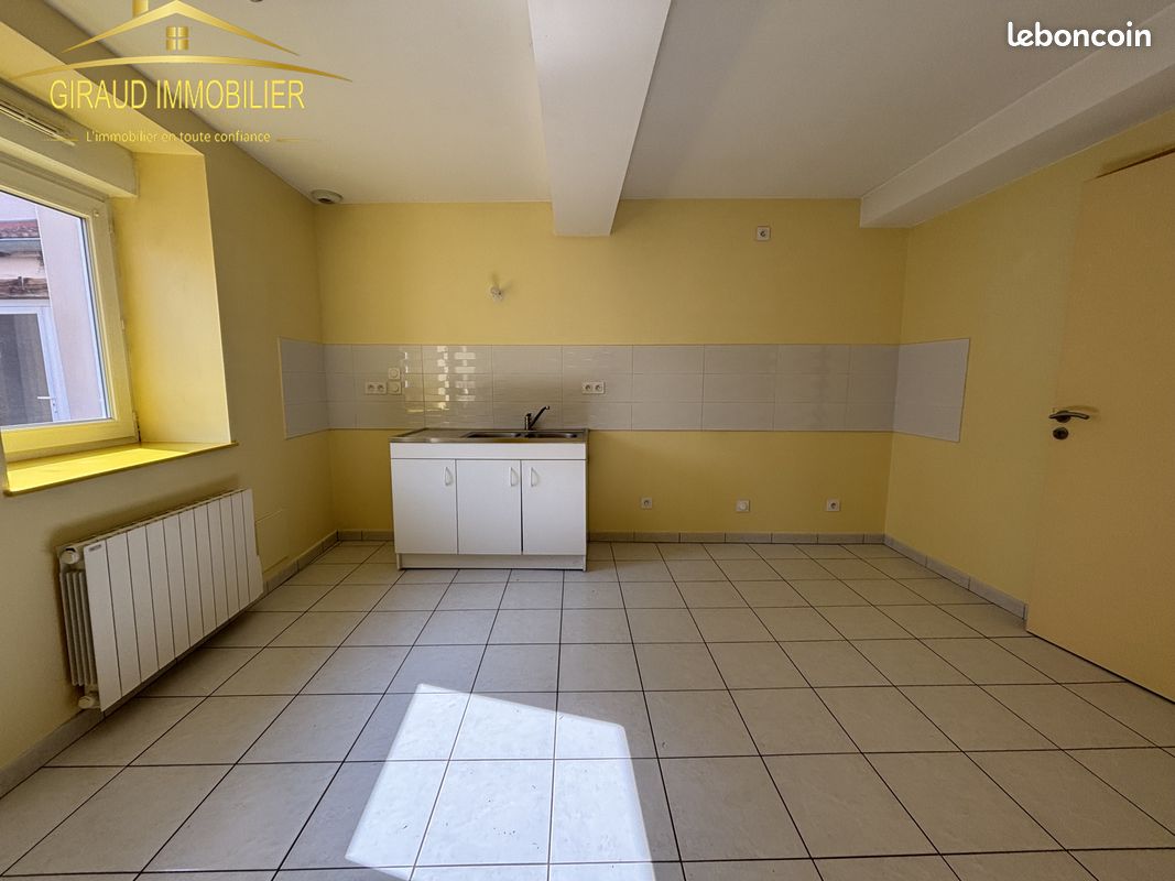 Appartement 2 pièces 39 m² · à Chauffailles · 39 m² · 360 €/mois