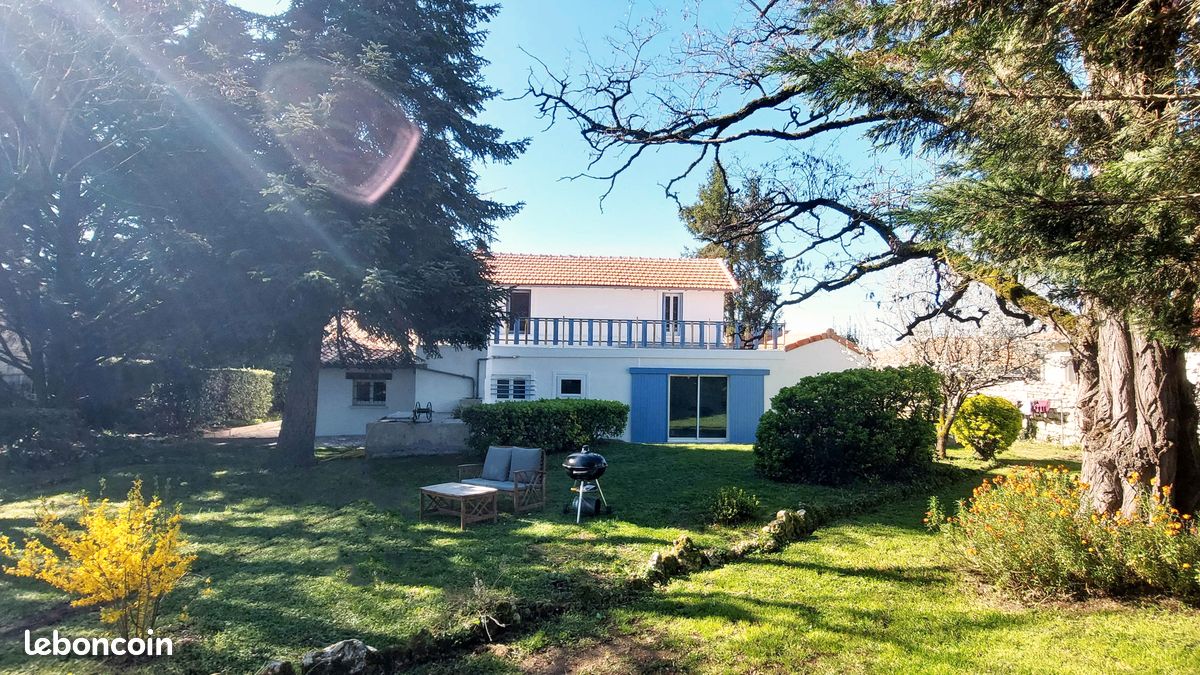 Maison 7 pièces 125 m² · à Soyaux · 125 m² · 245 000 €