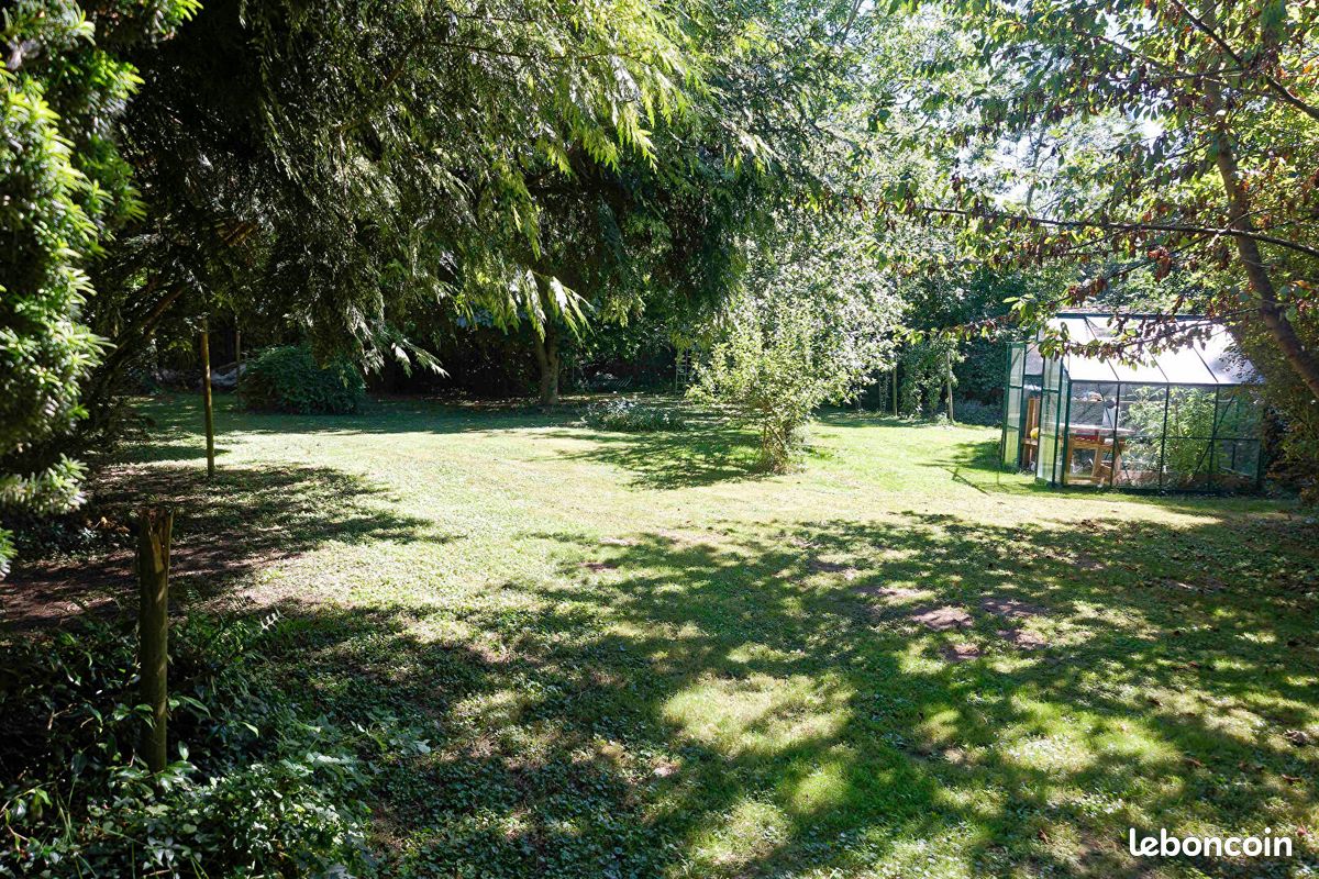 Terrain 848 m² · à Crespières · 848 m² · 220 000 €