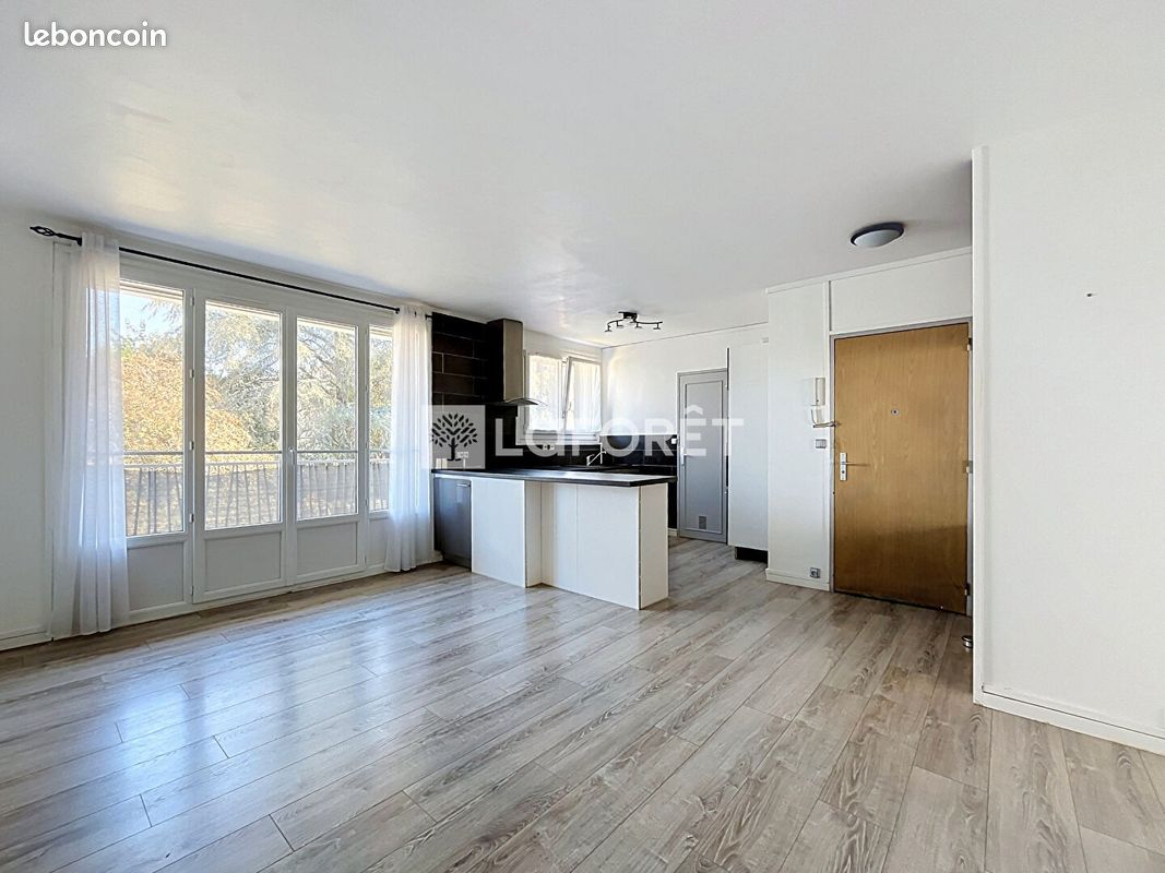 Appartement 4 pièces 69 m² · à Saint-Michel-sur-Orge · 69 m² · 1 100 €/mois