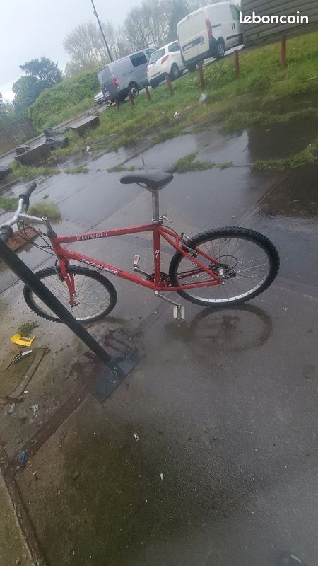 Velo rockhopper specialized rouge (image 2)