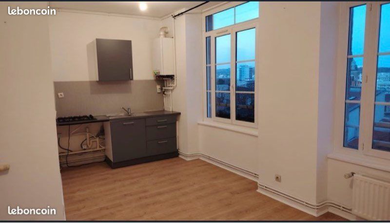 Appartement 3 pièces 55 m² · à Saint-Étienne · 55 m² · 500 €/mois