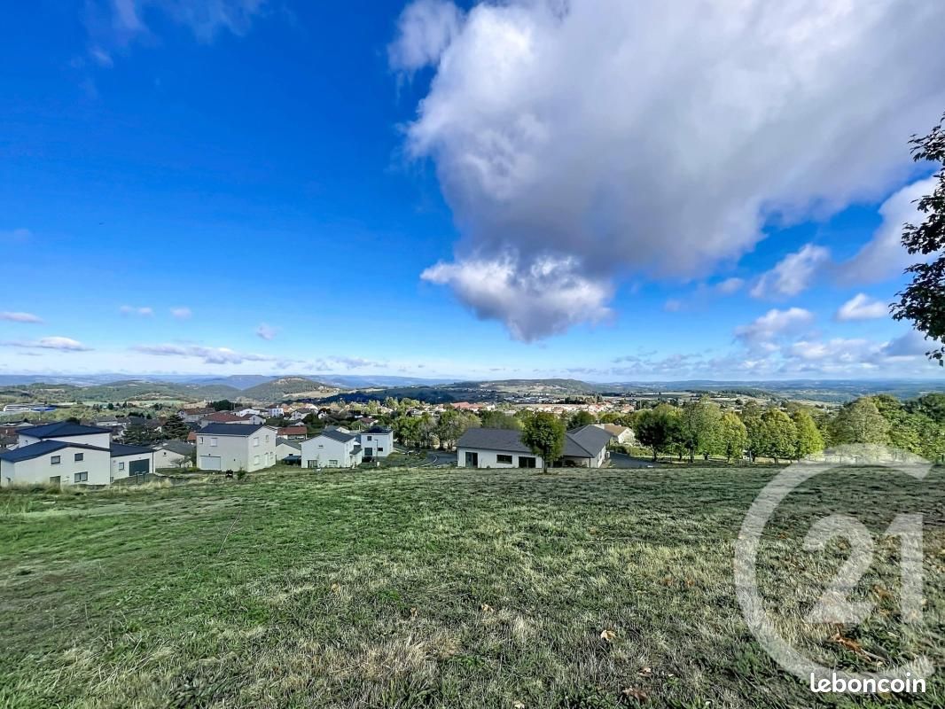 Terrain 959 m² · à Yssingeaux · 105 000 €