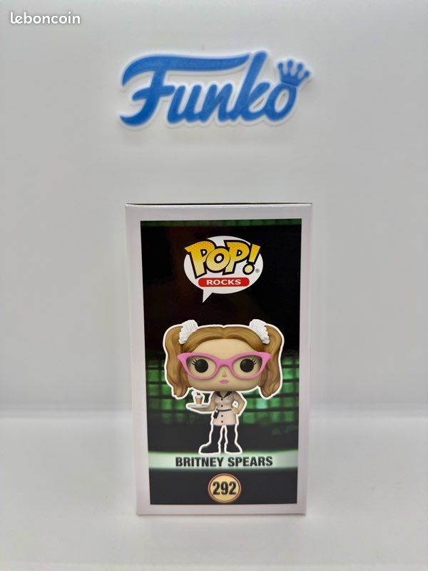 Funko Pop! Britney Spears - Britney Spears As Waitress  You Drive Me Crazy Nycc 2022 Exclusive 292