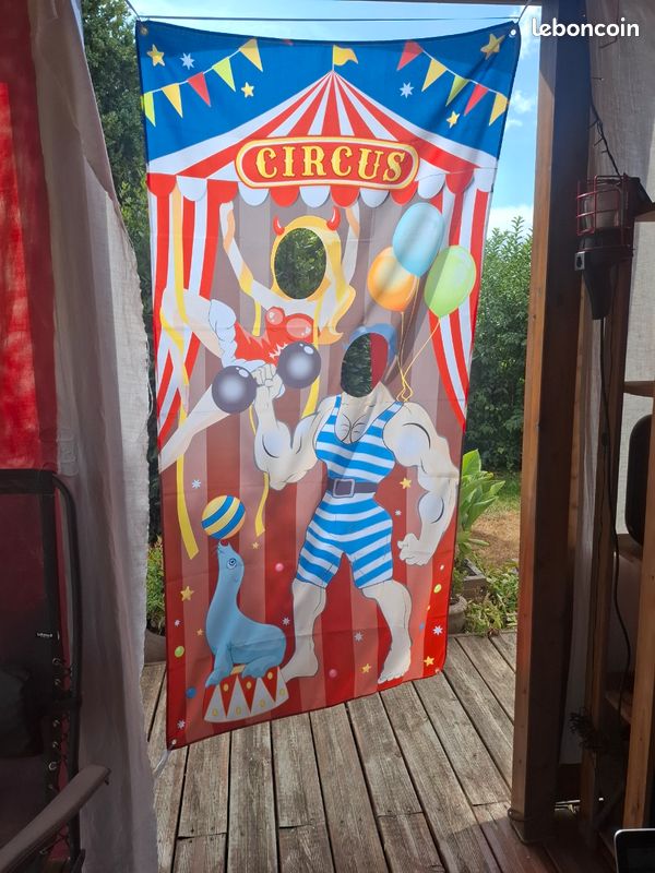 Photobooth cirque (image 1)