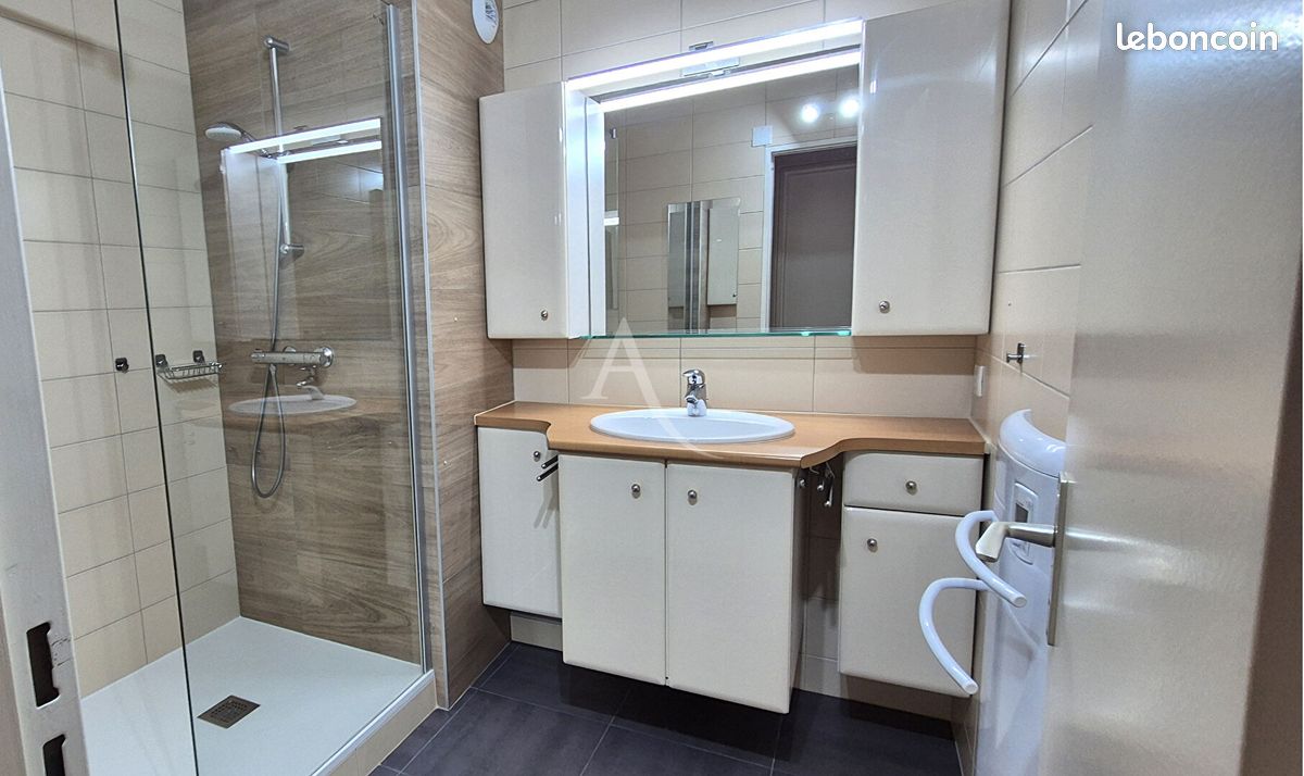 Appartement a louer bourg-en-bresse - 3 pièce(s) - 81 m2 - Surfyn