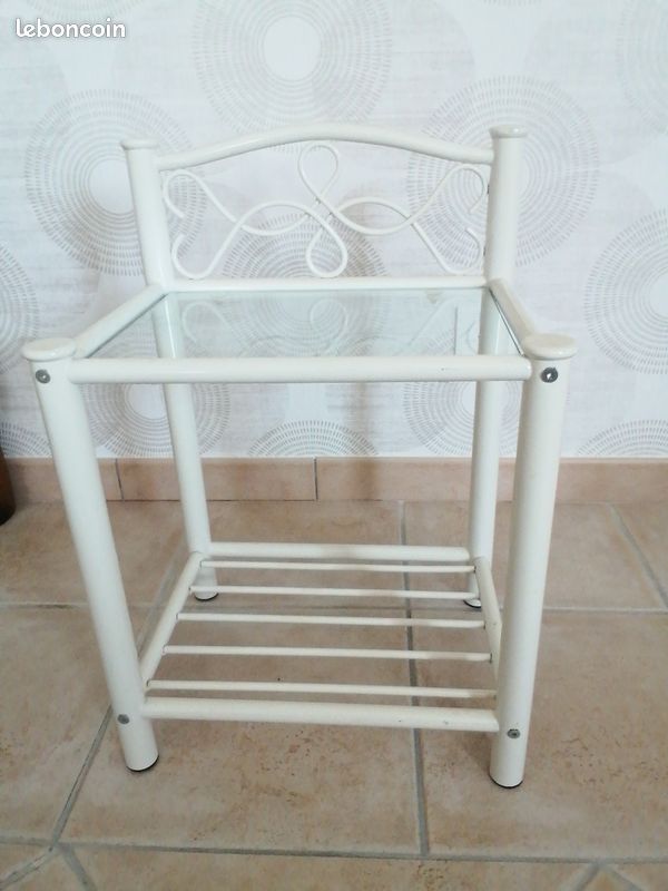 Table de chevet fer blanc (image 1)