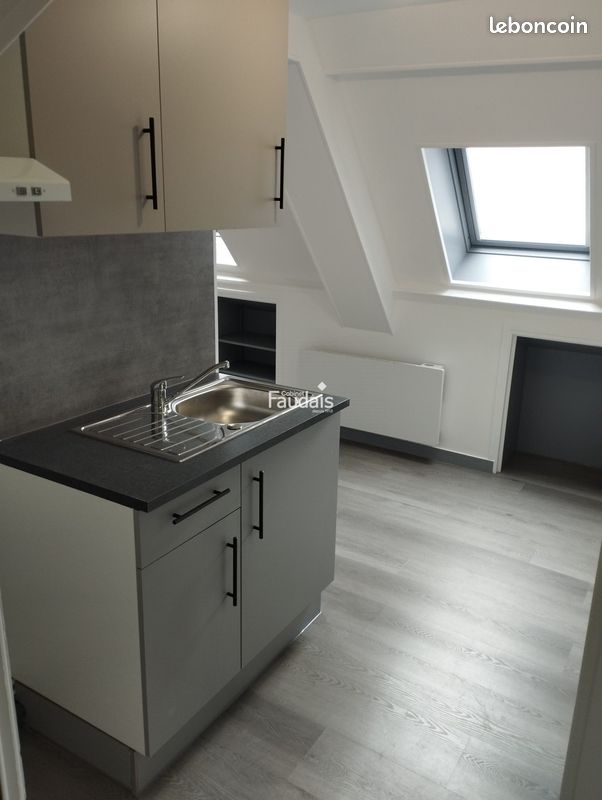 Appartement 1 pièce 16 m² · à Coutances · 16 m² · 306 €