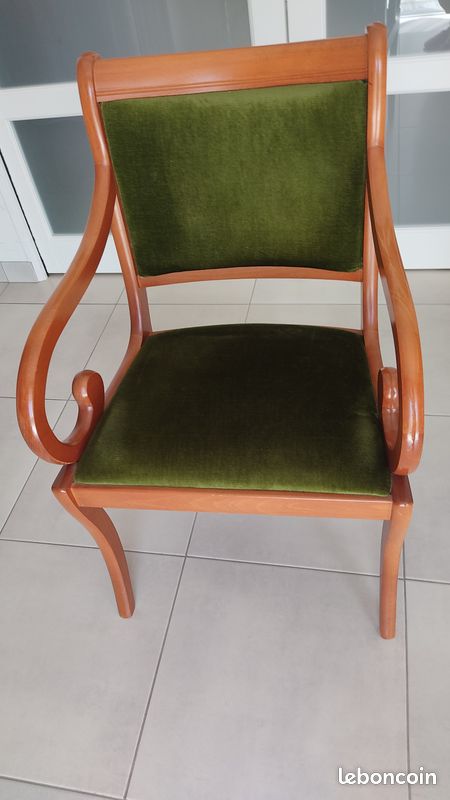 Fauteuil en velours (image 1)