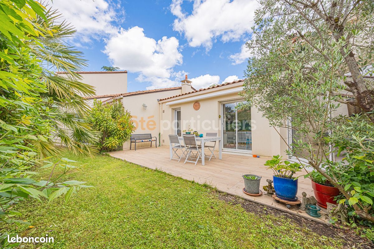Maison 9 pièces 194 m² · à Basse-Goulaine · 194 m² · 637 000 €