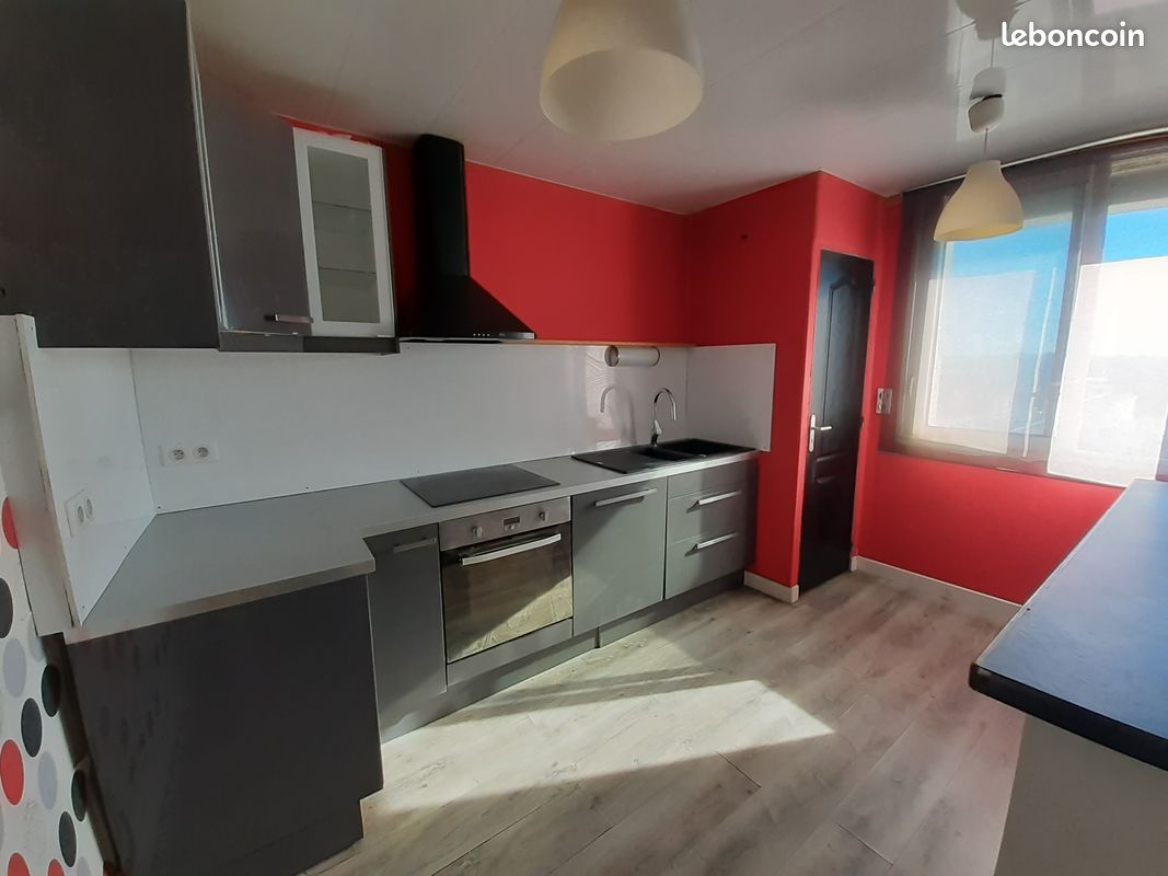 Appartement 3 pièces 63 m² · à Cenon · 62,9 m² · 1 050 €/mois