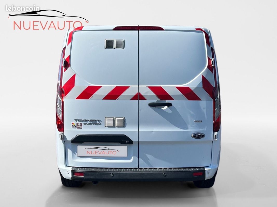 Ford transit custom fourgon 340 l1h1 1.0 ecoboost 120 phev limited (image 16)