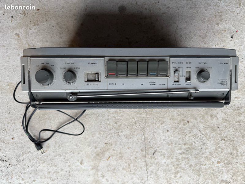 3 492 Ghetto Blaster Boombox Photos et images haute résolution - Getty Images