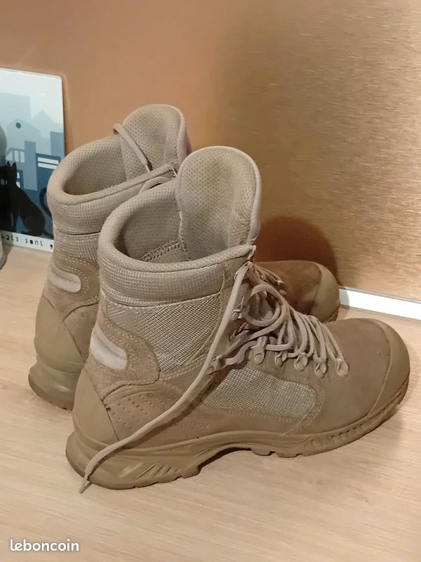 Paire de Rangers Meindl véritable chaussure militaire armée