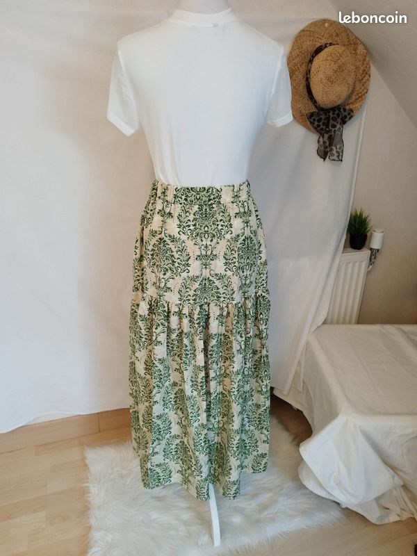 Jupe-short Femme Old Navy Taille 4X - Verte à Fleurs Marine Et Blanche - NEUVE étiquettes