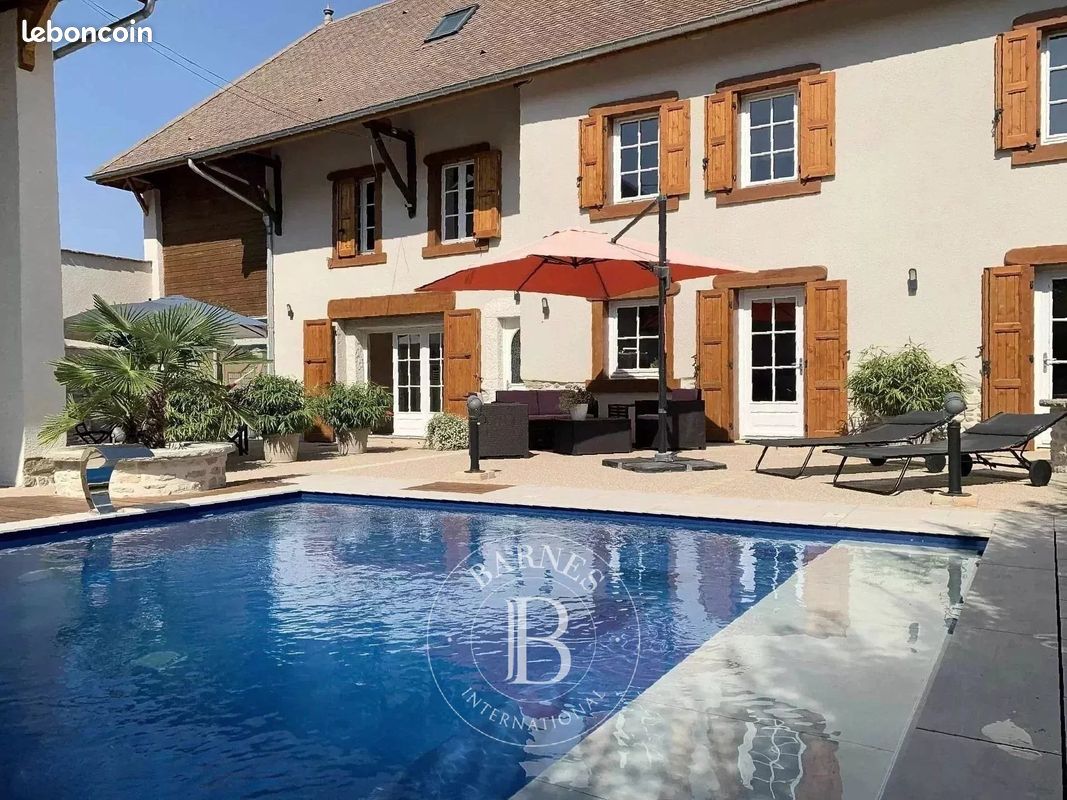 Maison 9 pièces 200 m² · à Saint-Chef · 200 m² · 649 000 €