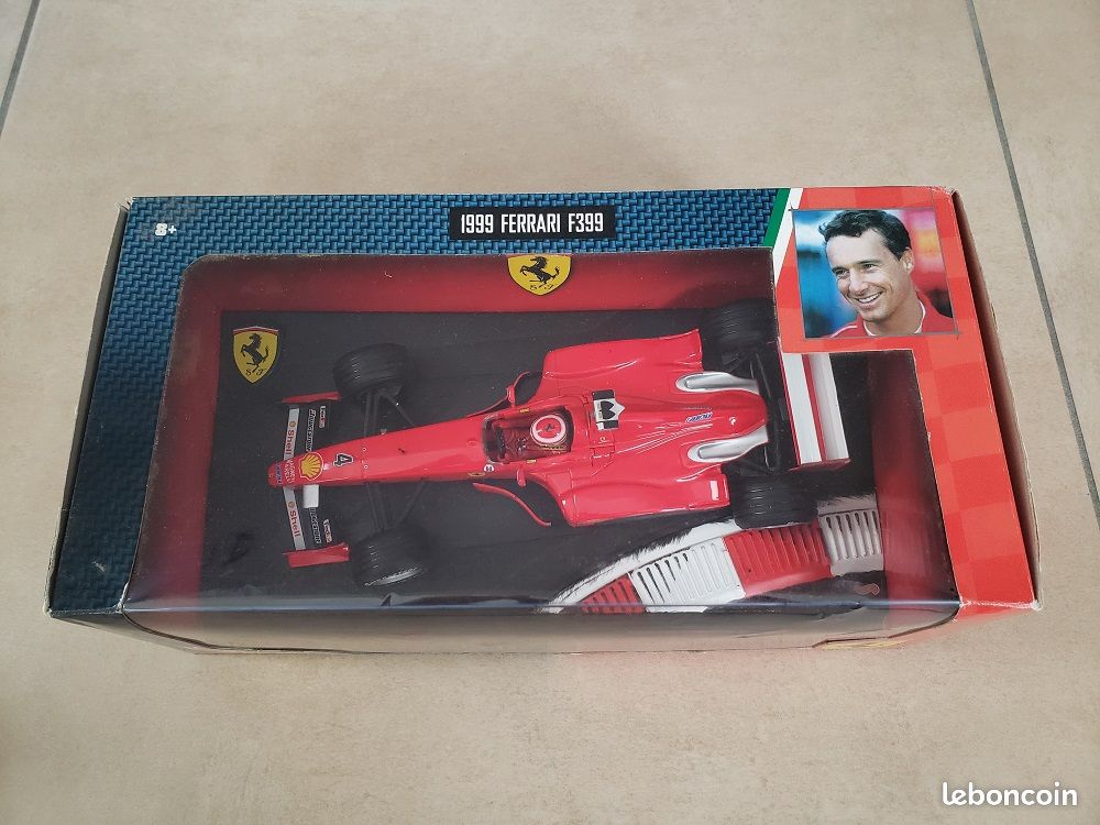 Figurine F1 Minichamps 1/18 - Eddie Irvine Ferrari 1997 - Résine Rouge - 318970006