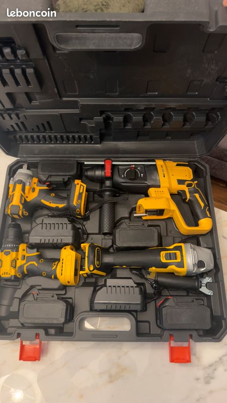 Vends coffret complet d'outils sans fil, moteur brushless : (image 2)