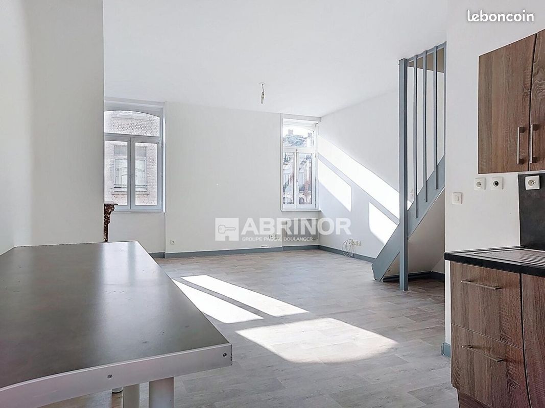 Immeuble 5 pièces 101 m² · à Tourcoing · 101 m² · 242 000 €