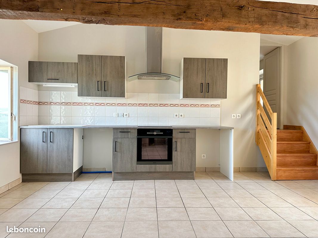 Appartement 3 pièces 55 m² · à Pommiers · 55 m² · 790 €/mois