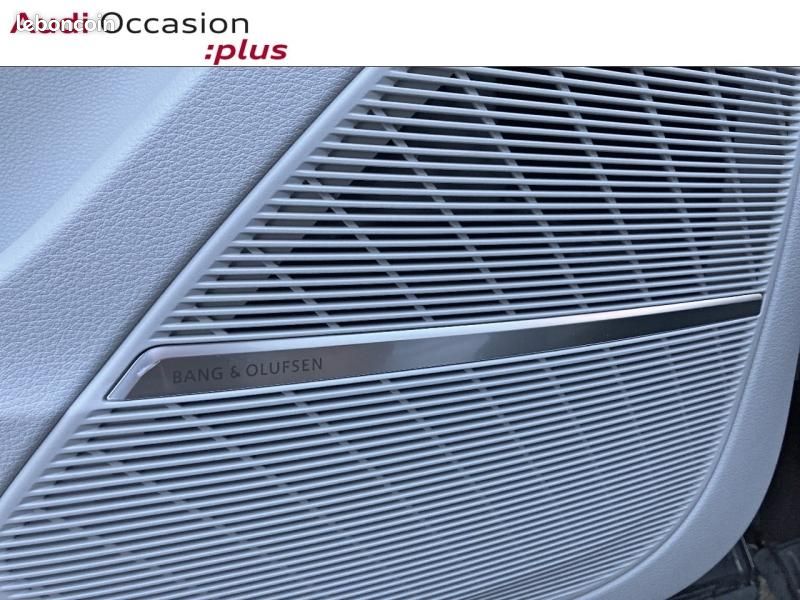 Audi Q7 55 TFSI e 394ch S line quattro Tiptronic 8 5 places (image 32)