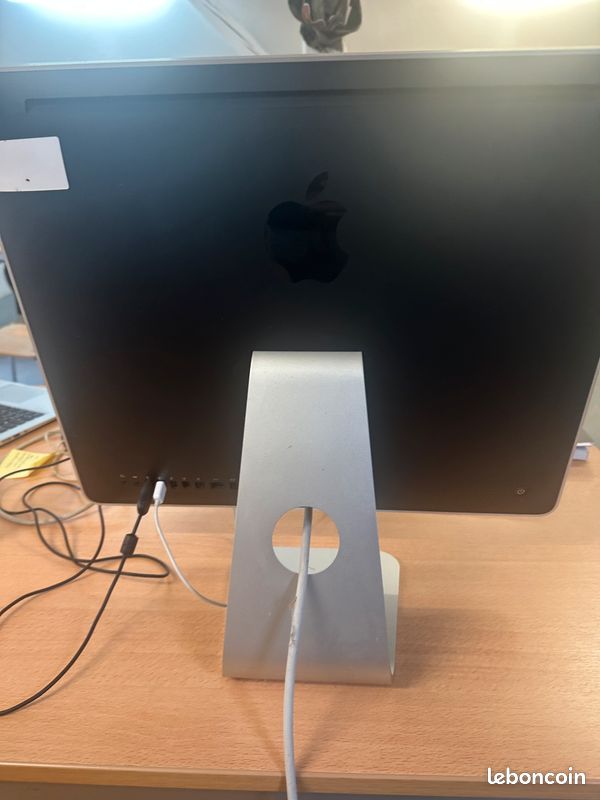 Imac 2008 + Claviers Souris (Prix négociable) (2) (image 3)