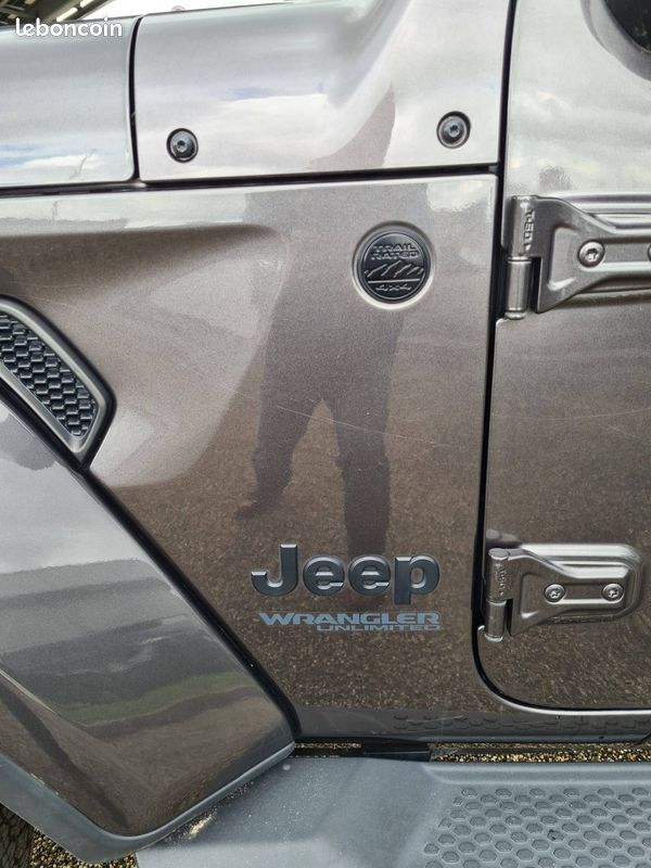 JEEP Wrangler Unlimited 2.2 l MultiJet AdBlue 200 ch 4x4 BVA8 Night Eagle (image 18)
