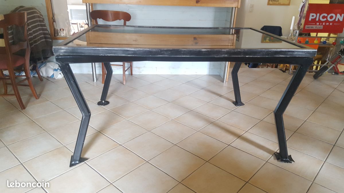 Table verre et métal (image 2)