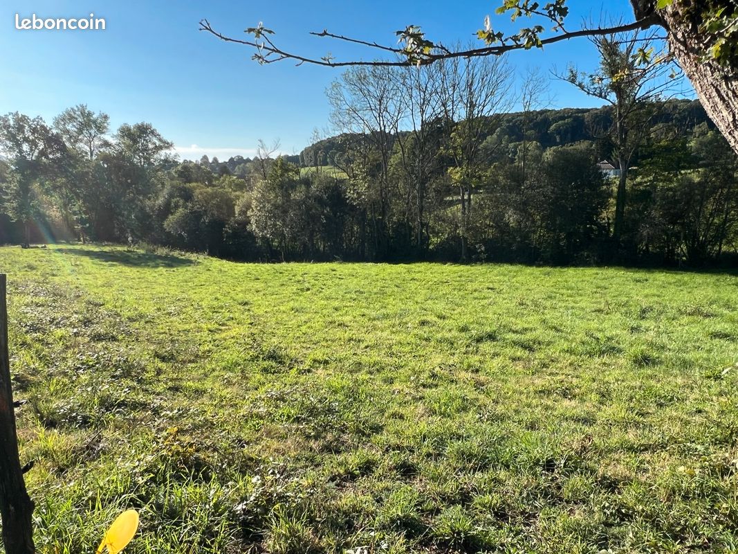 Terrain 1908 m² · à Bromont-Lamothe · 32 000 €