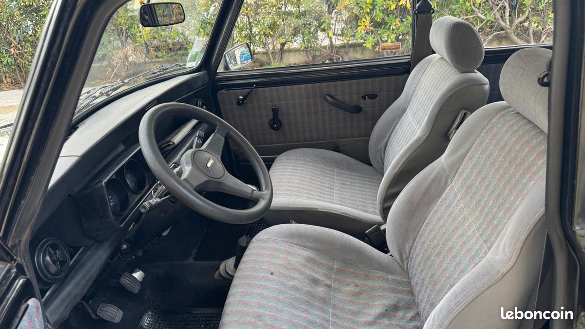 Rover Mini Sealine (image 3)