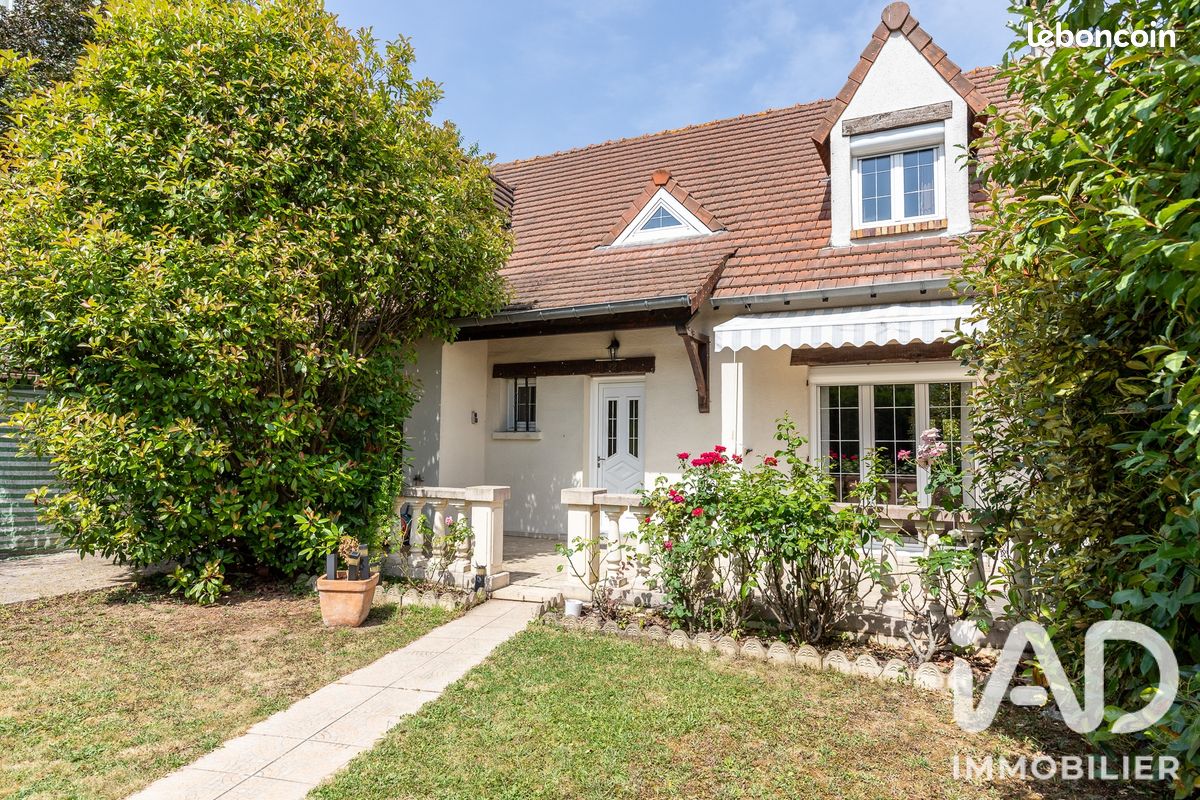 Maison 7 pièces 142 m² · à Viry-Châtillon · 142 m² · 389 000 €